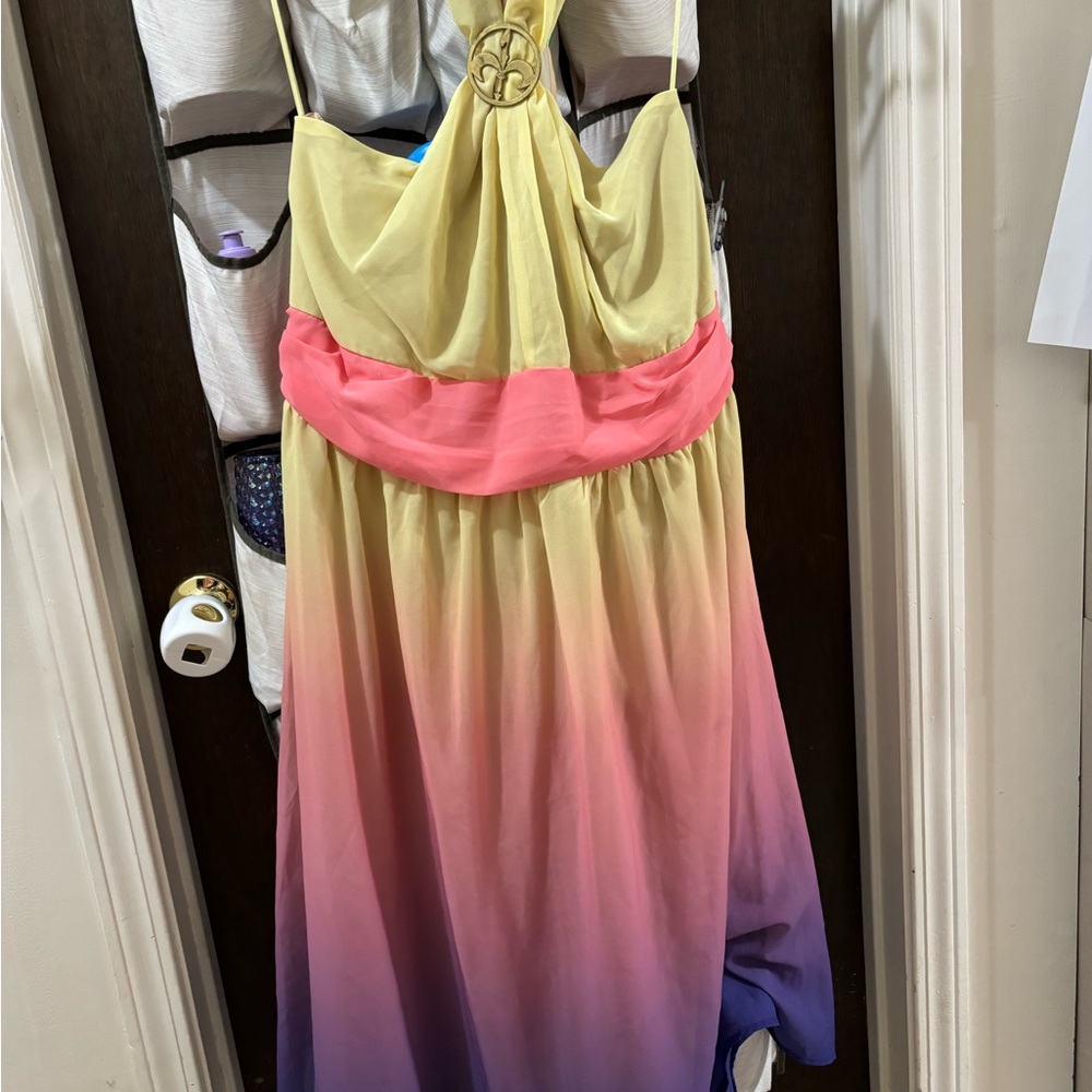 Her universe Padme lake dress